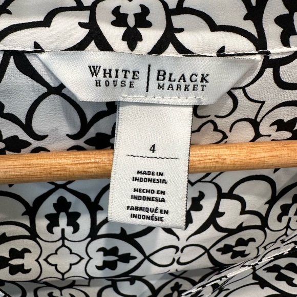 White House Black Market Dressy Blouse- size 4 - Picture 2 of 3